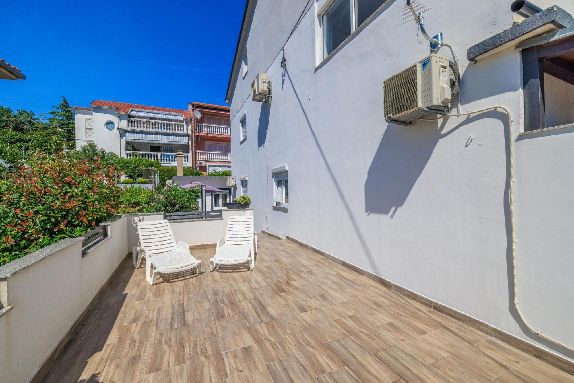 Apartments Luna Crikvenica Exterior photo